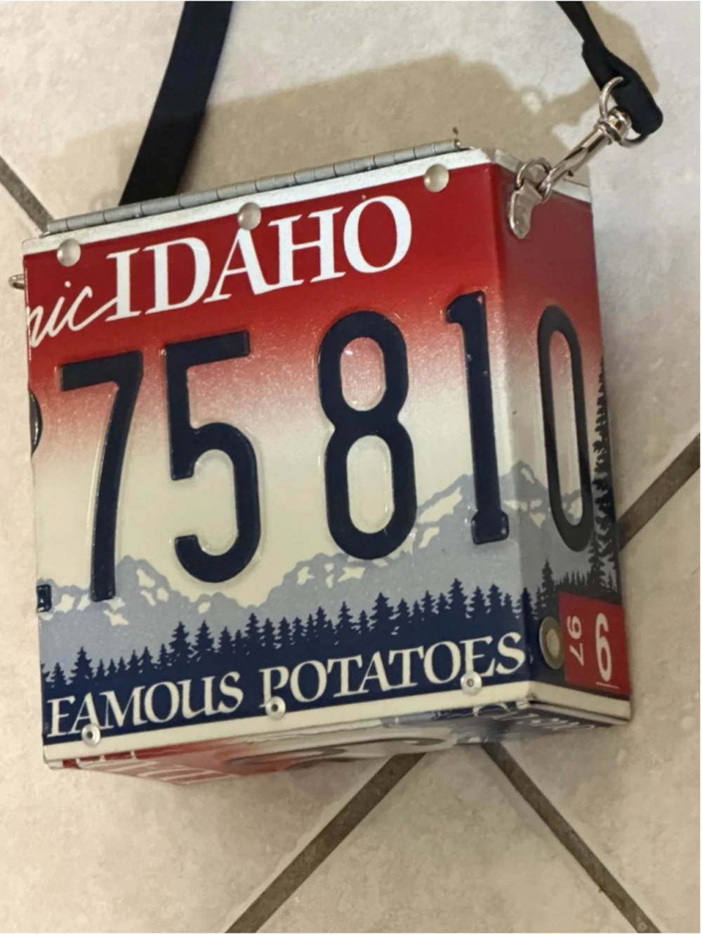 LITTLE EARTH IDAHO LICENSE METAL PLACE SQUARE BAG RARE 90 VINTAGE